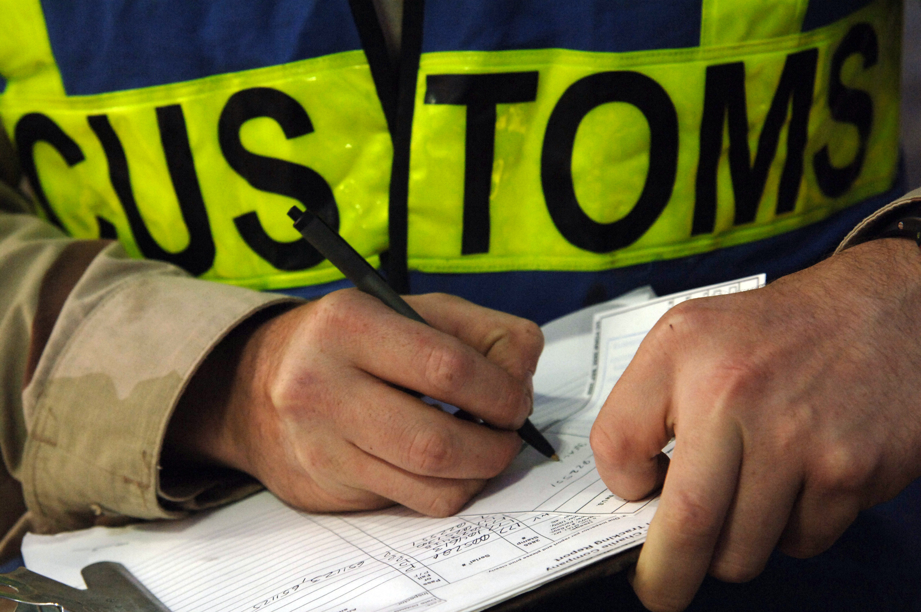 Customs 564c8be70acab16cd306540ab426333f37459496092d56616eecbb185759a131